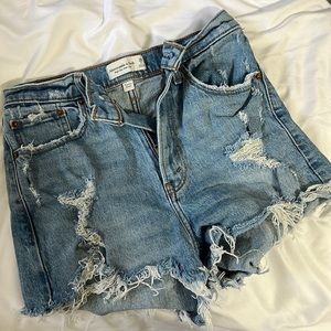 Abercrombie High Rise Mom Short